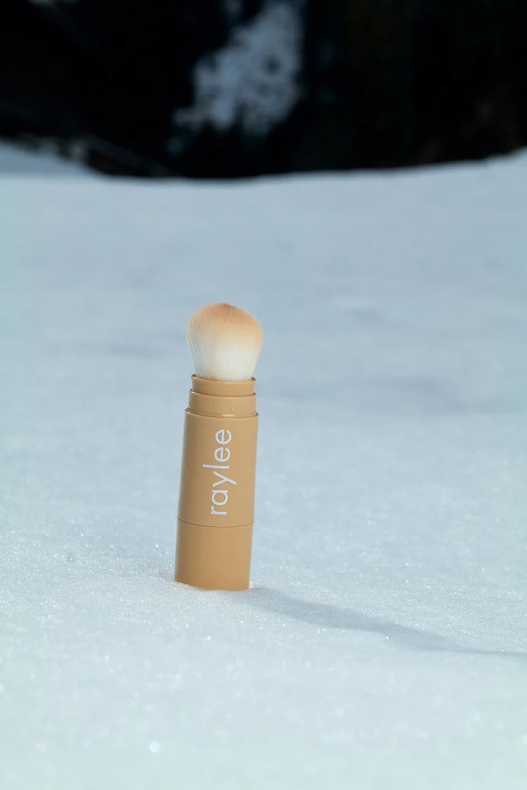 RayShield Powder SPF50 Brush - by Astrid